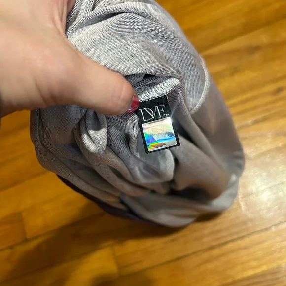 Diane Von Furstenberg Mini Dress Size 4 Silk Jersey Tiger Print - Picture 9 of 9